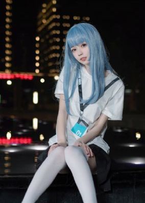 诱人的老师4hd中字_高清在线手机播放